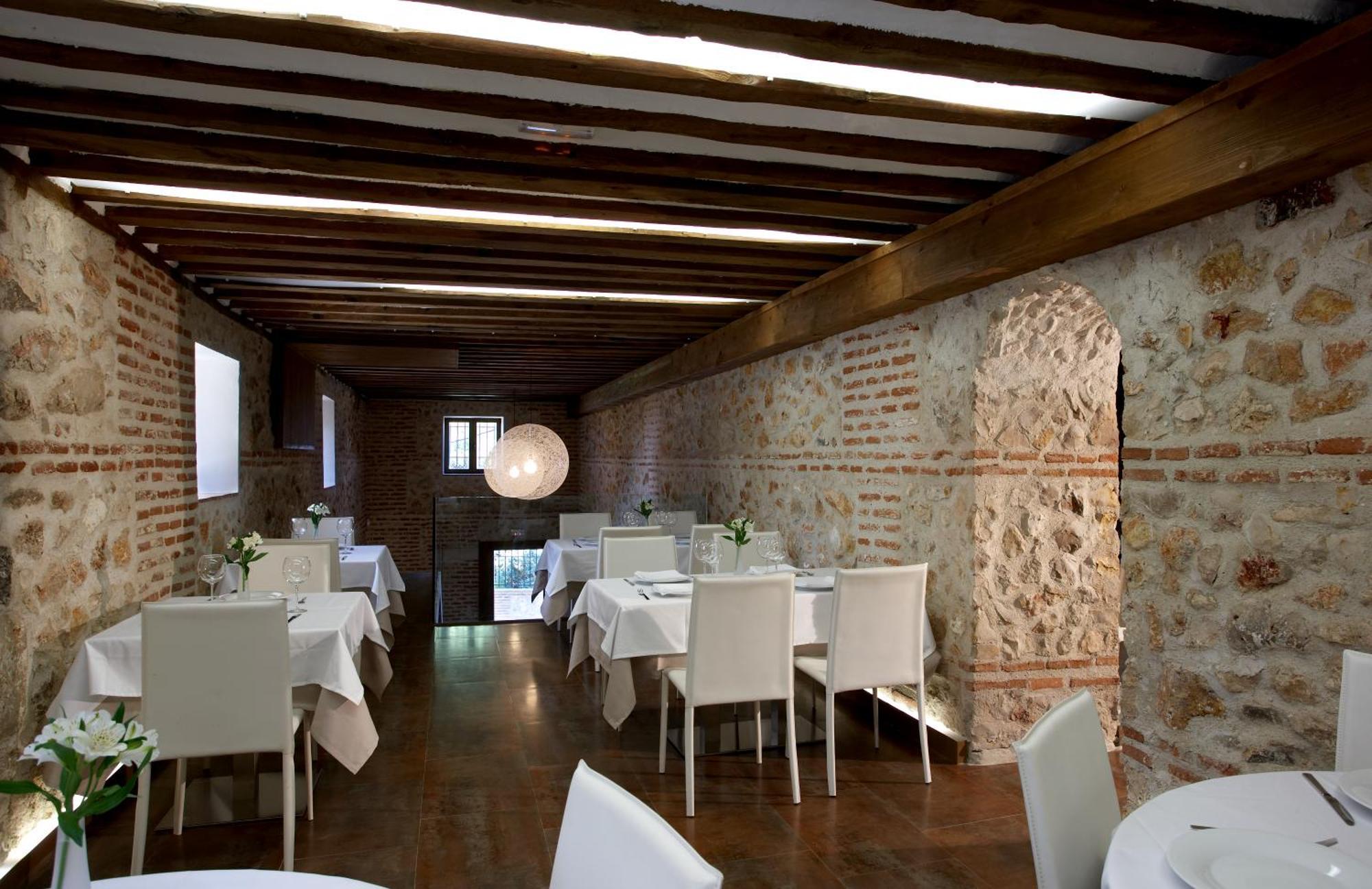 Hotel El Pontifical Santos De La Humosa Restaurant foto